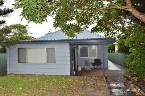 Property photo of 2 Brown Street Redhead NSW 2290