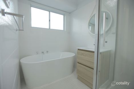 Property photo of 19 Cassandra Close Hunterview NSW 2330