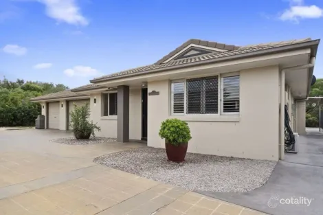 Property photo of 30 Gecko Place Ningi QLD 4511