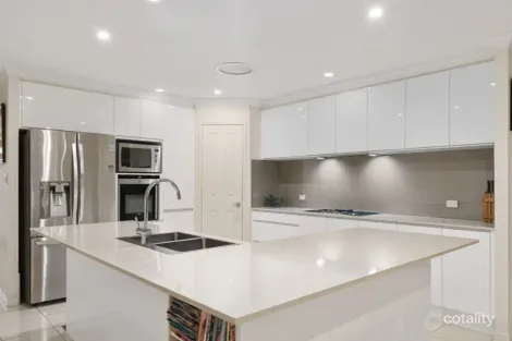 Property photo of 30 Gecko Place Ningi QLD 4511