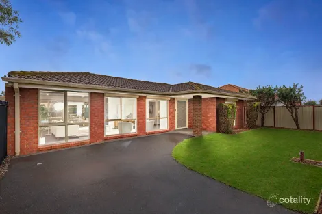 52 Meadowbank Dr, Sunshine North, VIC 3020