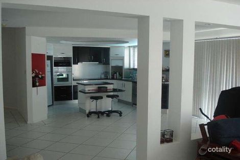 Property photo of 28 Key West Broadbeach Waters QLD 4218