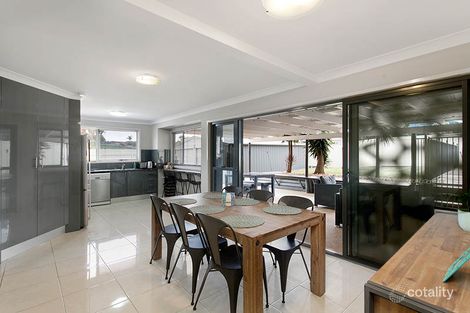 Property photo of 19 Birra Drive Oak Flats NSW 2529