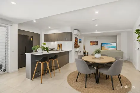 1/27 VERNEY ST, KINGS BEACH, QLD 4551