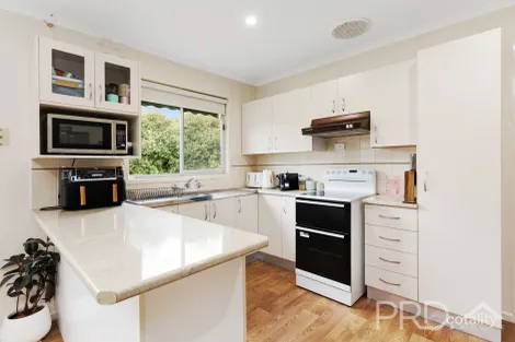 Property photo of 7 Cedar Crescent Tumut NSW 2720