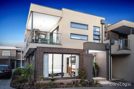 Property photo of 22/8 The Crossing Caroline Springs VIC 3023