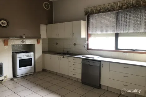 Property photo of 102 Waterloo Road Trafalgar VIC 3824