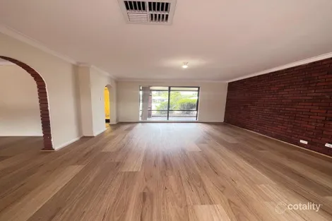 Property photo of 6 Edge Place Dianella WA 6059