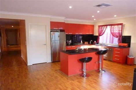 Property photo of 40 Peppertree Street Keysborough VIC 3173