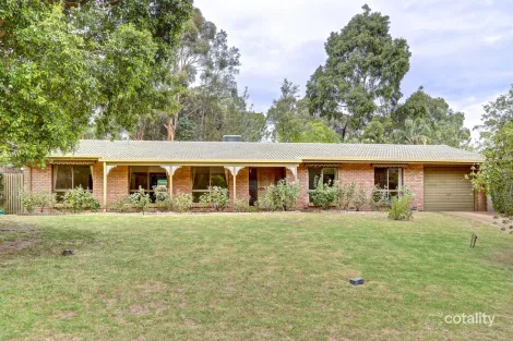 8 Krowalle Cres, Hawthorndene, SA 5051