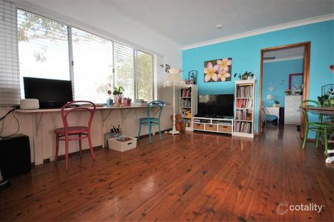 Property photo of 11 Orana Road Gwandalan NSW 2259