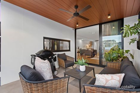 Property photo of 305/12 Bailey Street West End QLD 4101