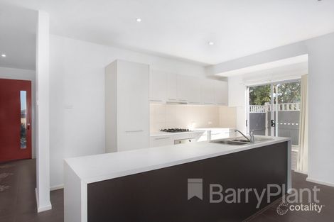 Property photo of 21 Macquarie Circuit Pakenham VIC 3810