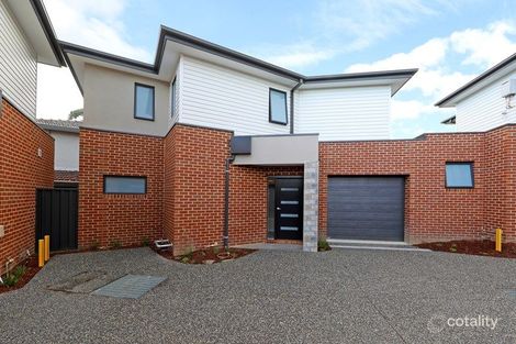 2/4 Stamford Cres, Rowville, VIC 3178