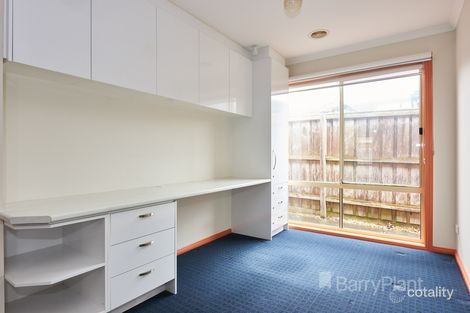 Property photo of 4 Springhill Drive Cranbourne VIC 3977