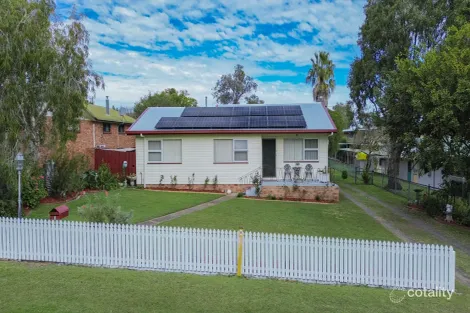 8 Elizabeth St, Warwick, QLD 4370