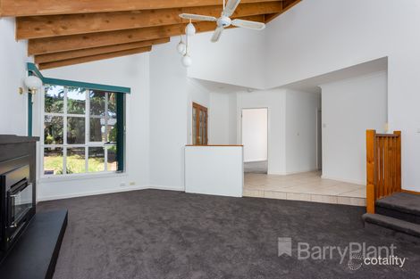 Property photo of 11 Seabrook Boulevard Seabrook VIC 3028