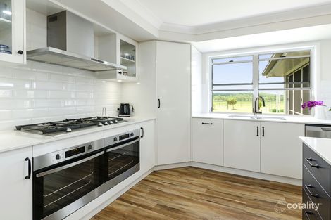 Property photo of 18 Lakeview Avenue Rosenthal Heights QLD 4370