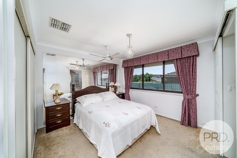 Property photo of 34 Balmoral Crescent Lake Albert NSW 2650