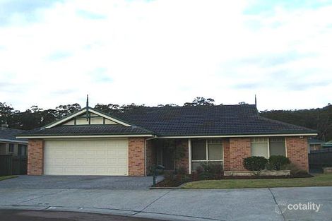 5 Peat Pl, Point Clare, NSW 2250