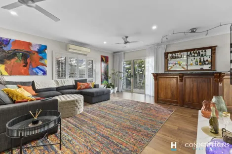 Property photo of 4 Edgewater Court Murrumba Downs QLD 4503