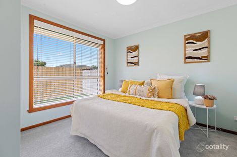 Property photo of 29B Hotham Crescent Hoppers Crossing VIC 3029