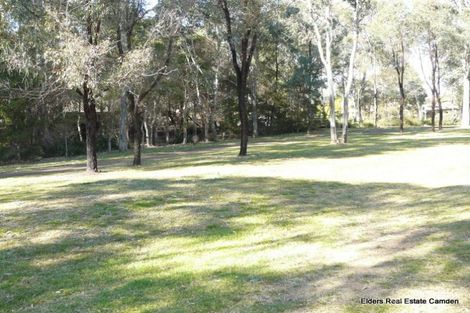 Property photo of 14 John Hunter Grove Mount Annan NSW 2567