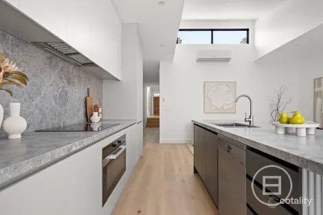 Property photo of 21 Winchester Street Moonee Ponds VIC 3039