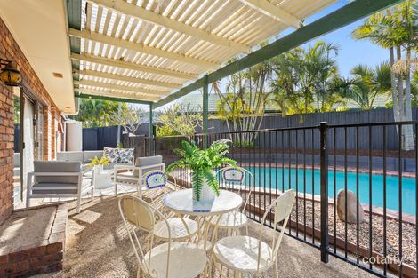 Property photo of 62 Collins Crescent Benowa QLD 4217