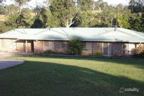 Property photo of 32 Mayfair Drive Southside QLD 4570