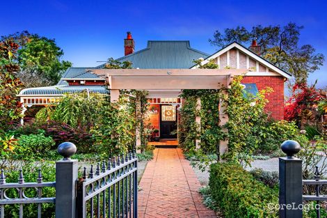 Property photo of 32 Macedon Street Sunbury VIC 3429