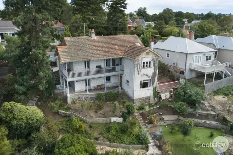 7 Seymour Cres, Soldiers Hill, VIC 3350