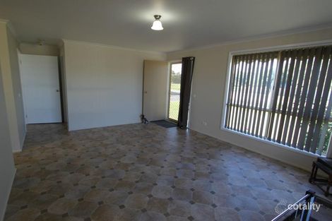 Property photo of 2 Worthing Road Devon Meadows VIC 3977