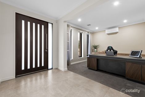 Property photo of 5 Chi Avenue Keysborough VIC 3173