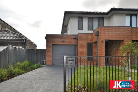 90a North Rd, Avondale Heights, VIC 3034