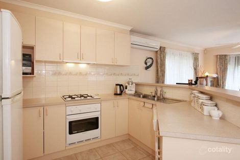Property photo of 3 Mayfair Court Chirnside Park VIC 3116