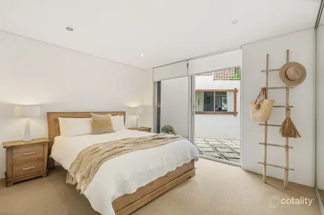 Property photo of 297 Avoca Drive Green Point NSW 2251