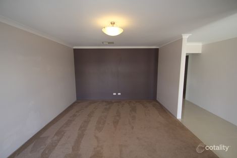 17 Randwick Bend, Harrisdale, WA 6112