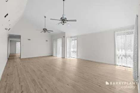 Property photo of 5 Kinlora Avenue Epping VIC 3076