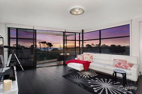 Property photo of 7/3 Ormond Esplanade Elwood VIC 3184