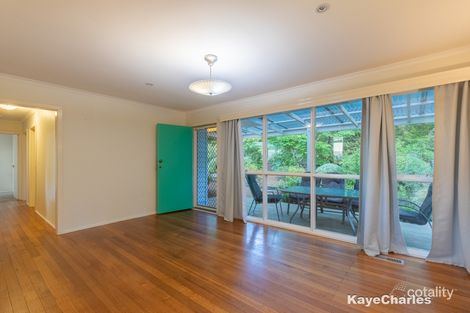 Property photo of 37 Macclesfield Road Emerald VIC 3782
