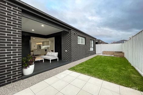 Property photo of 16 Ingrams Way Mickleham VIC 3064