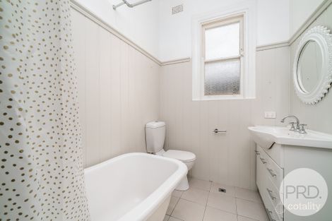 Property photo of 15 Lindsay Street Turvey Park NSW 2650