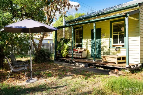 47 Johnstone St, Castlemaine, VIC 3450