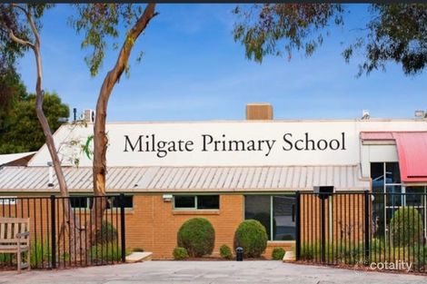 Property photo of 2 Marlene Close Doncaster East VIC 3109