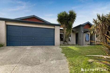Property photo of 15 Hartsmere Drive Berwick VIC 3806