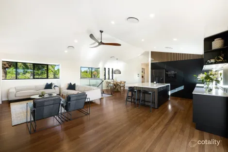 Property photo of 13 Cypress Drive West Broadbeach Waters QLD 4218