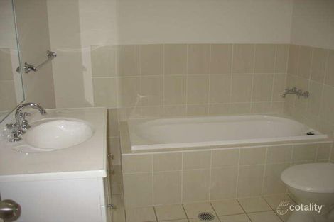 Property photo of 2/85 Warrimoo Drive Quakers Hill NSW 2763