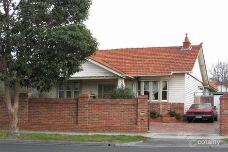 251 Pascoe Vale Rd, Essendon, VIC 3040