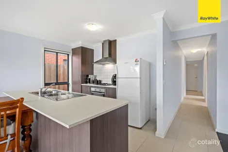 Property photo of 25 Robinson Drive Weir Views VIC 3338